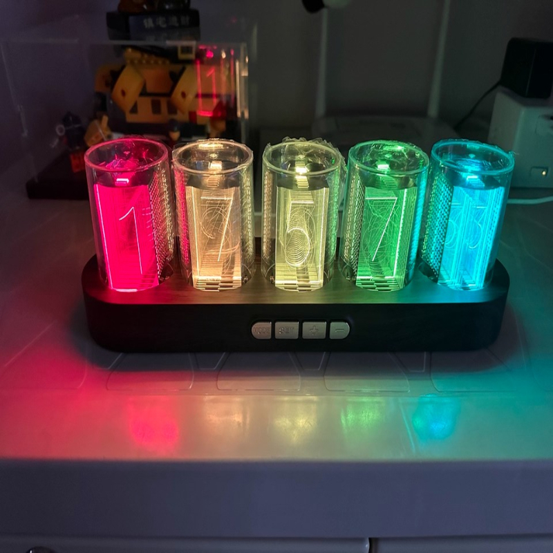 นาฬิกาตั้งโต๊ะ RGB สำหรับเกมเม - Office Tech Decor บทวิจารณ์และราคา