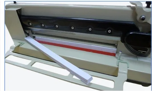 เครื่องตัดกระดาษแบบแมนนวลขนาด  - Paper Cutting Guillotine บทวิจารณ์และราคา